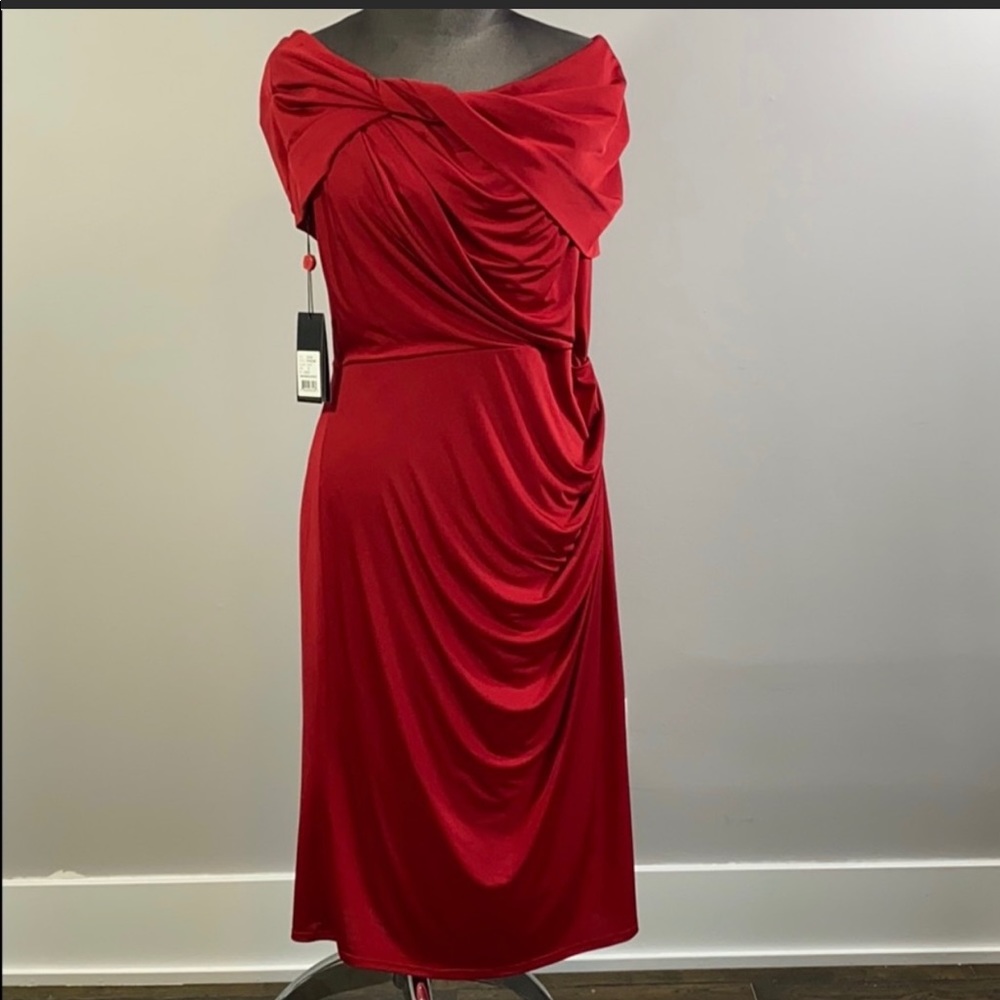 Women’s Tadashi Shoji dress
